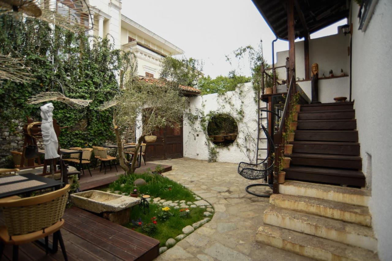 Atelier Boutique Hotel Shkoder Luaran gambar